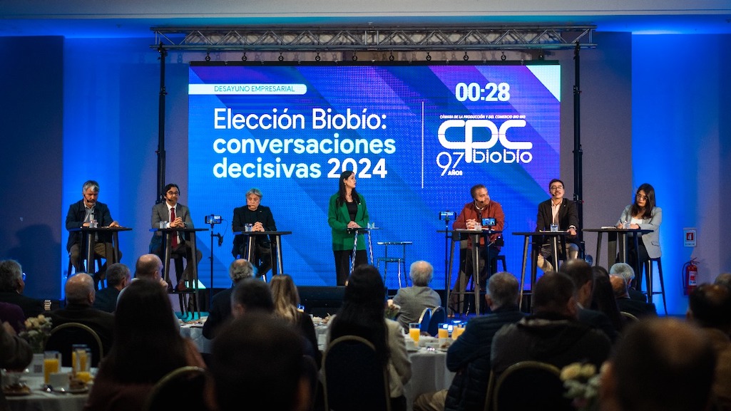 Multigremial realiza encuentro con candidatos a Gobernador Regional del Biobío para conocer sus propuestas de cara a las próximas elecciones
suractual.cl/2024/10/17/mul…