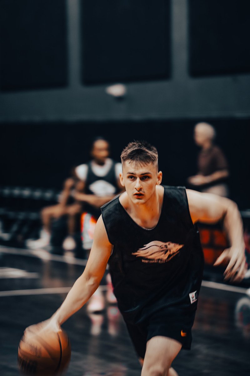 CoachCondie's tweet photo. 4 Year College Coaches Check out @nwctrappermbb @NWCTrappers Forwards @PrestonCondie12 6’5 210 LBS & @DrewLarson51 6’7 210 LBS & their teammates in The Rocky Mountain Juco Jamboree this Saturday in Windsor, Co. @JUCOadvocate @JucoScoop @VerbalCommits
9:30 am Ct 1
12:30 pm Ct 2 https://t.co/MQPX2p3EvL