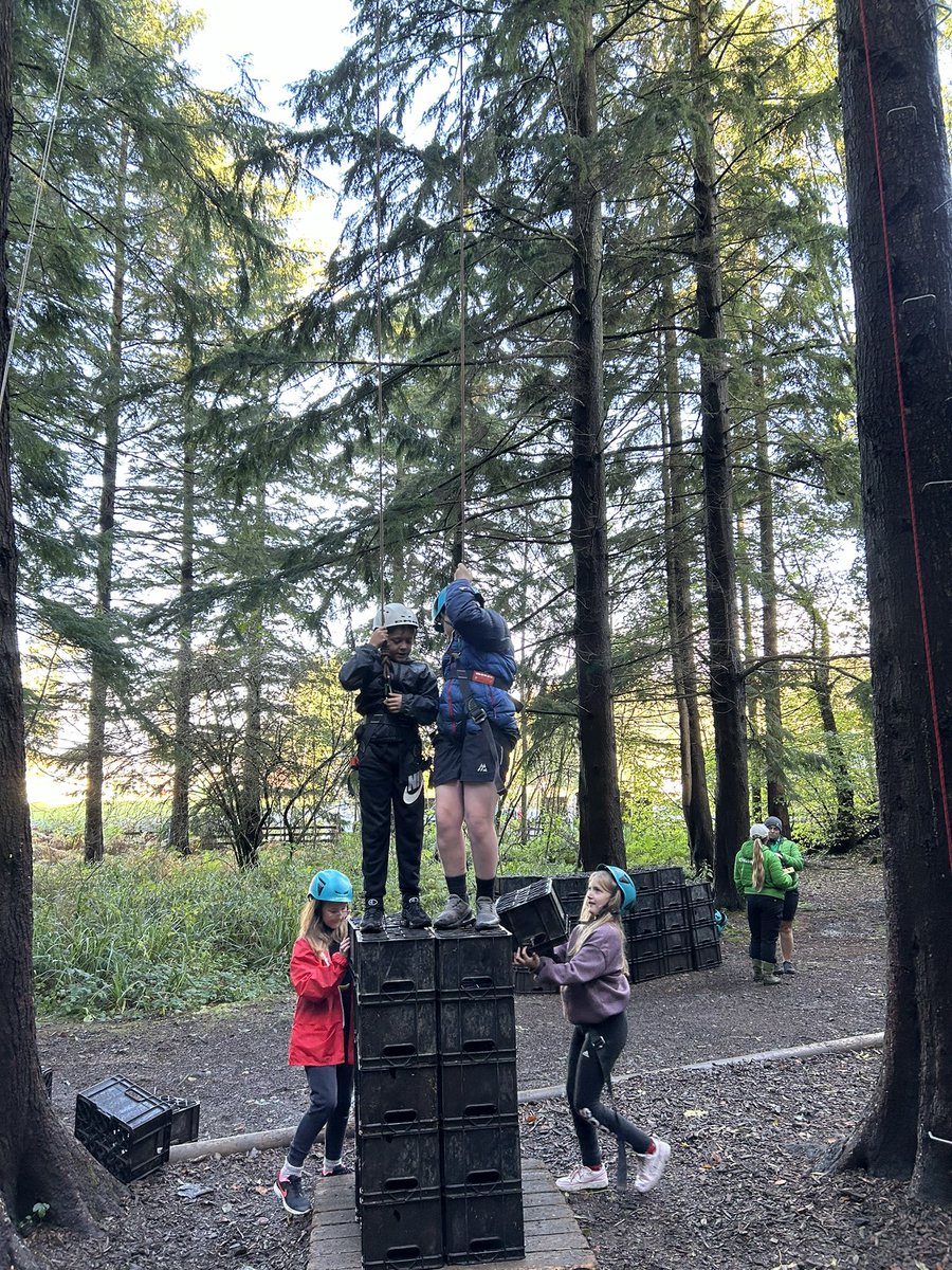 EastwayPrimary's tweet photo. Crate stack was the first time we’ve pushed ourselves to go higher this year! This is only the start of our achievements! #colomendy24 https://t.co/YRj95DvAHh