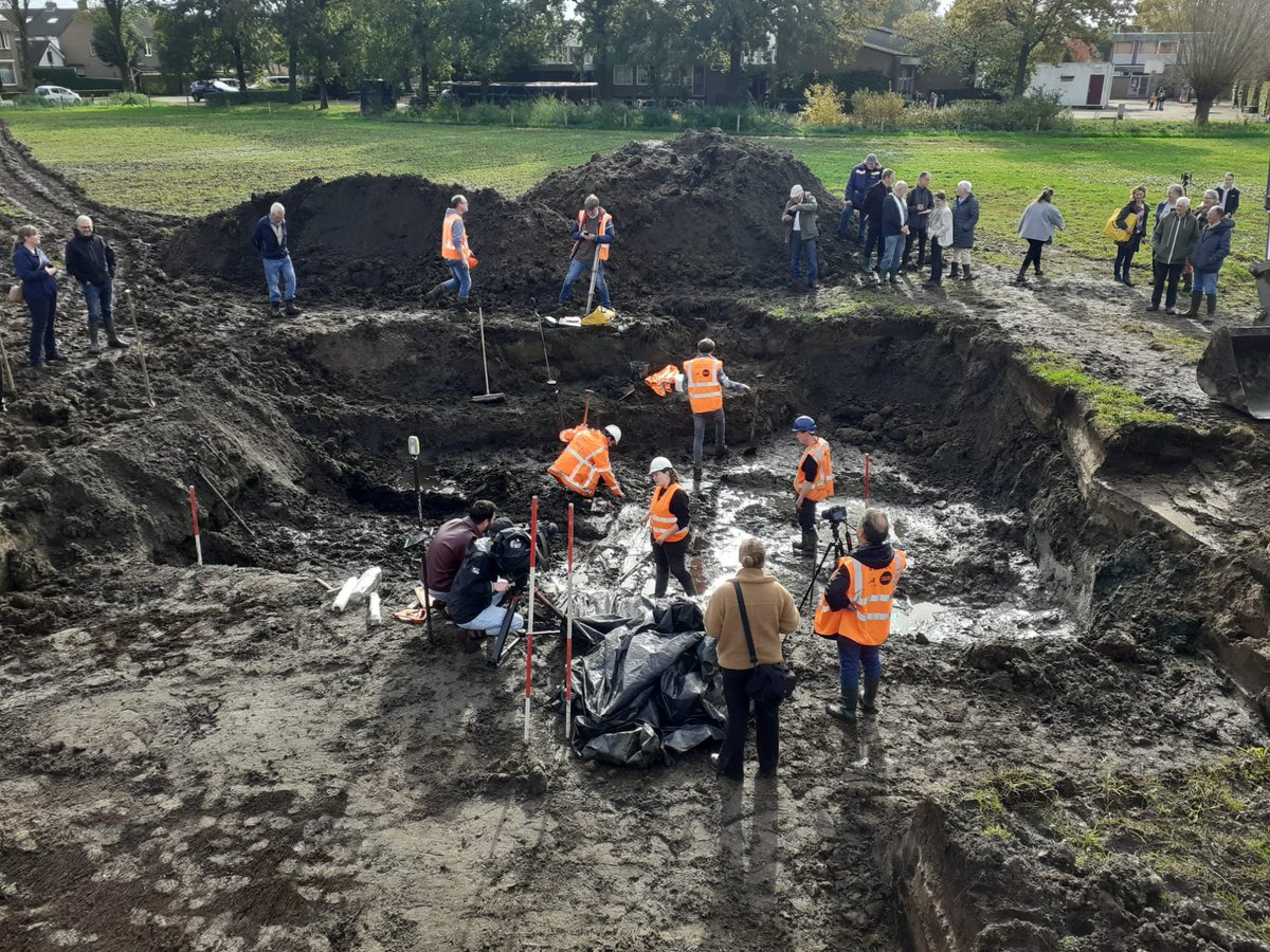 ArcheoProjecten's tweet photo. Sfeerbeelden van de opgraving vandaag: https://t.co/wvztXZjbeZ