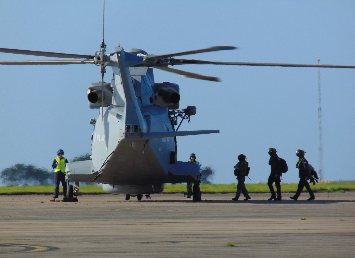 Navy Lookout tweet media