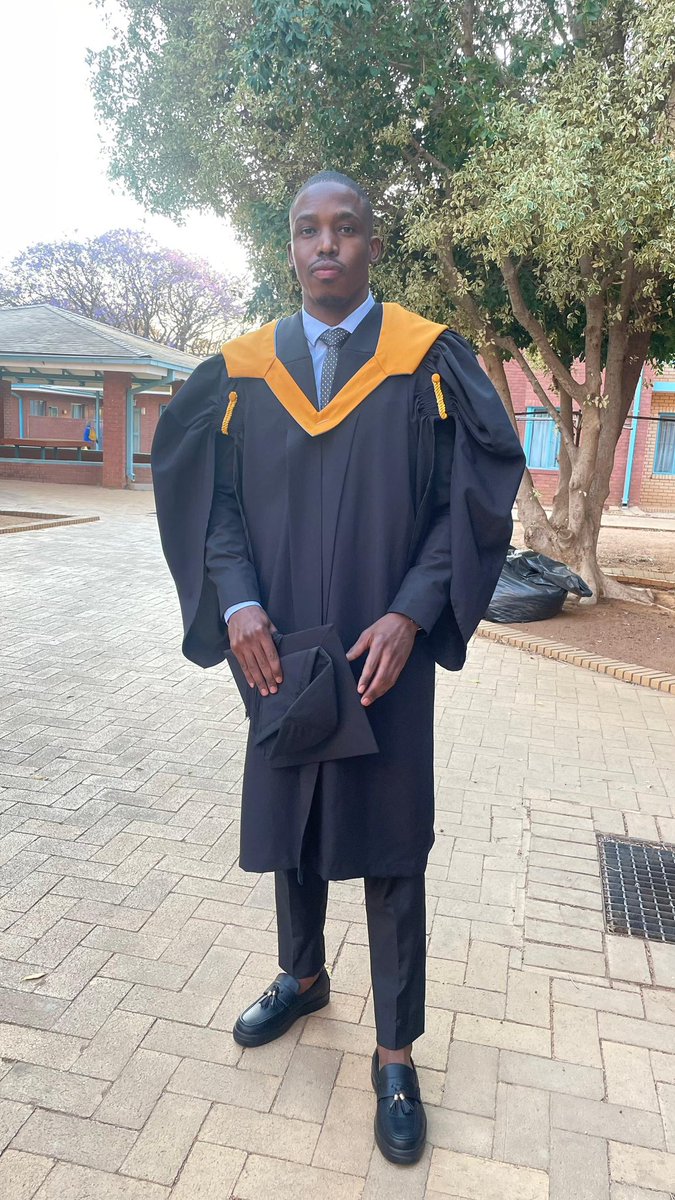 THUSORAMOTHOGOBENG tweet media