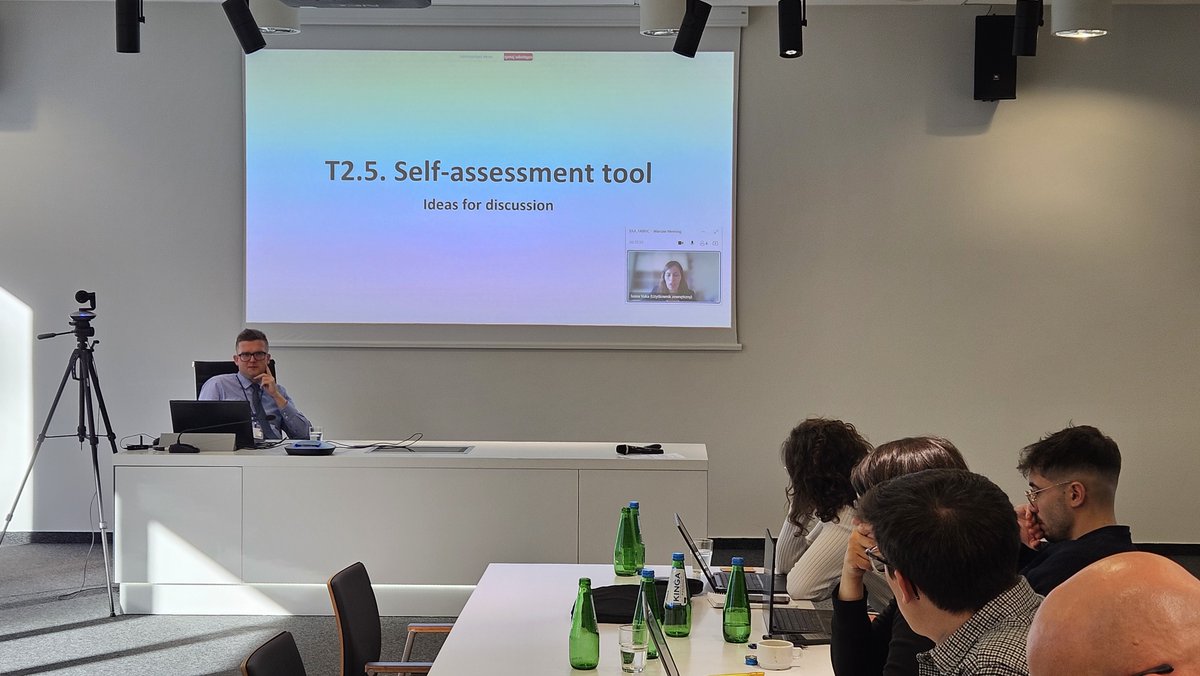 ERA_FABRIC's tweet photo. After the break, we dive into WP2 – ERA Hubs as Knowledge Ecosystems with CNR's Lorenzo Dorato &amp; Fabrizio Tuzi. Plus, discover the T2.5 Self-Assessment Guidance Tool with UNIST's Ivana Vuka. 🌍💡

#ERA_FABRIC #EUResearch #Innovation #KnowledgeHubs #SustainableDevelopment https://t.co/3DqiyzNenD