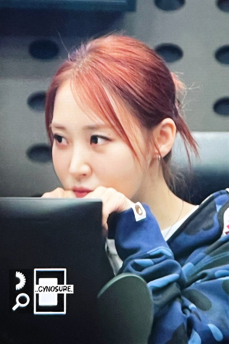 Cynosure0619's tweet photo. 241017  프리뷰

#마마무 #문별 
#Mamamoo #Moonbyul https://t.co/EGsNPDKJT3