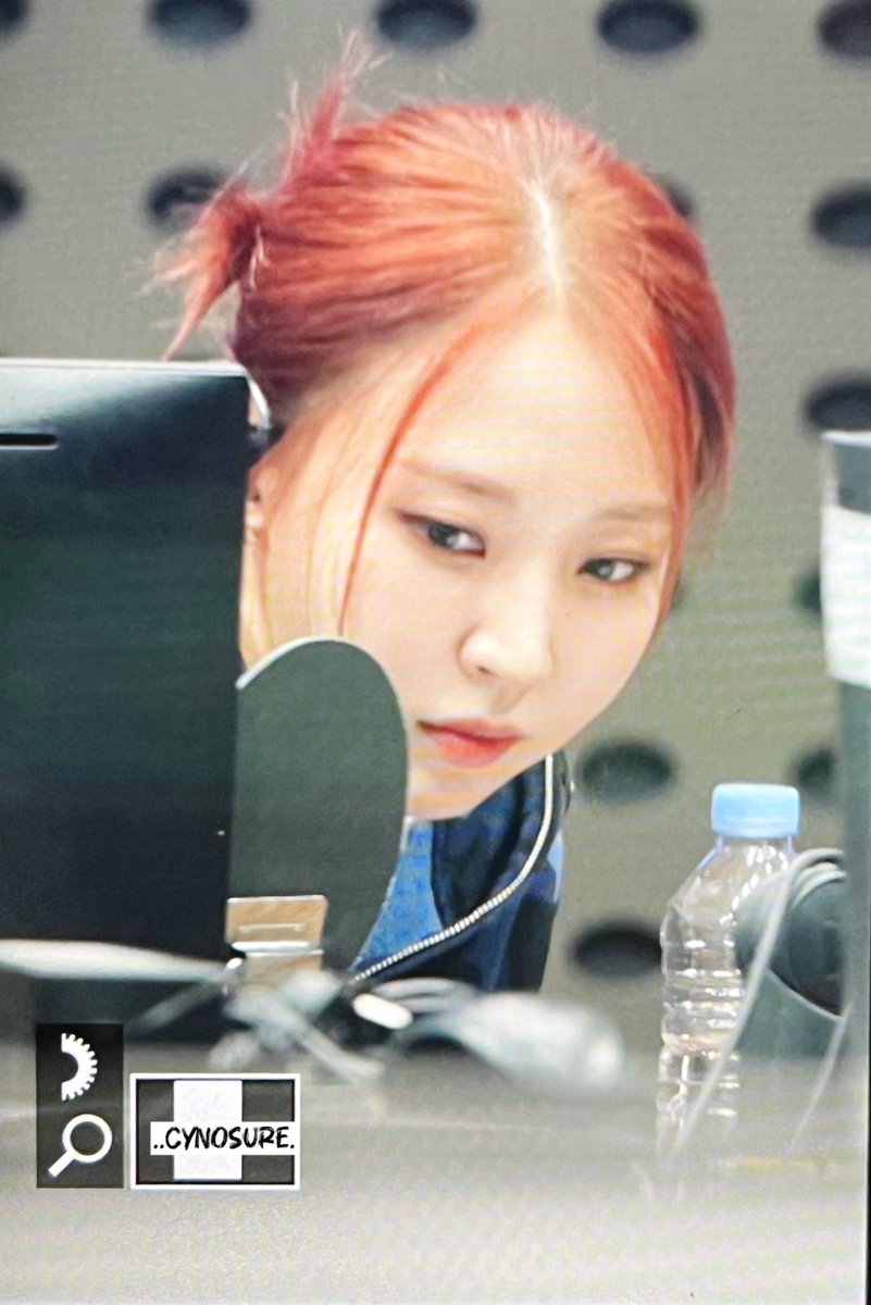 Cynosure0619's tweet photo. 241017  프리뷰

#마마무 #문별 
#Mamamoo #Moonbyul https://t.co/EGsNPDKJT3
