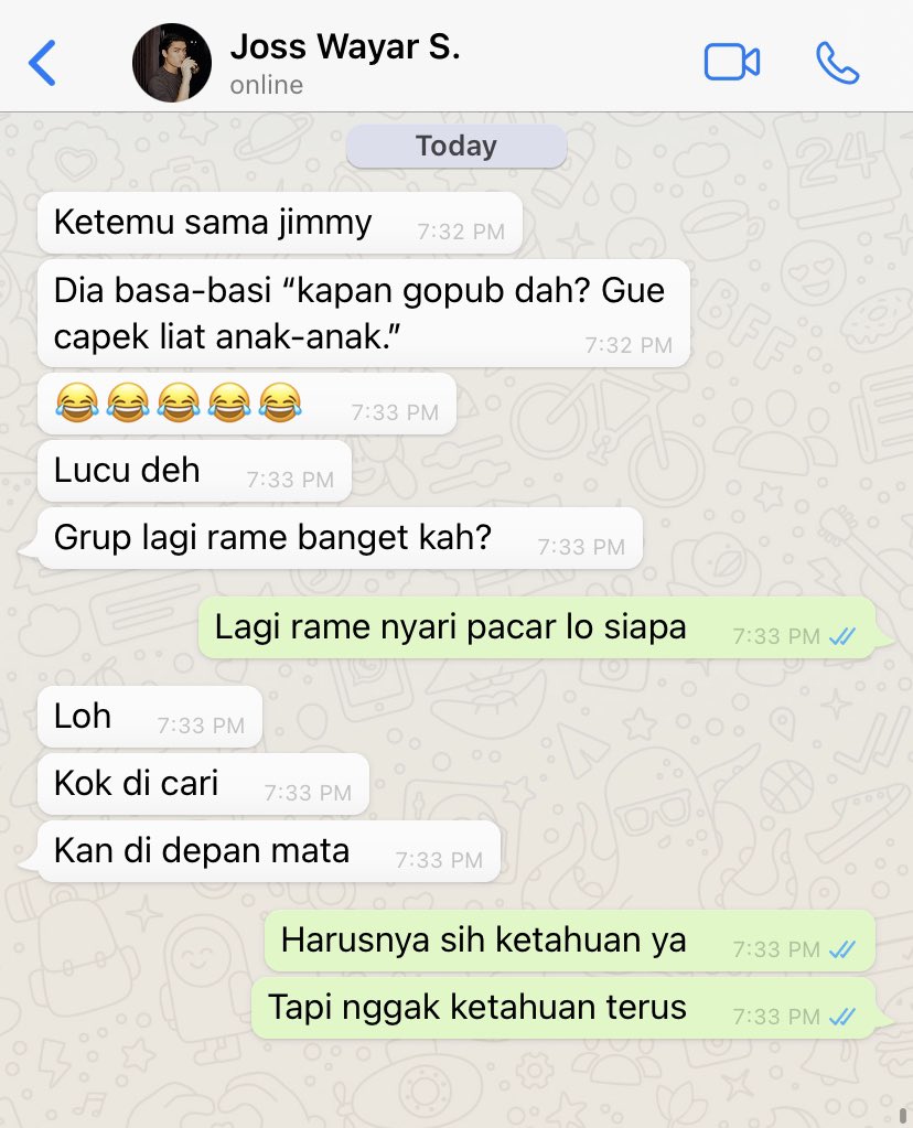 kodkis's tweet photo. Si anak pertama yang mengasih isyarat namun tidak ada yang mau mengerti. https://t.co/p1Sfs8qsNE