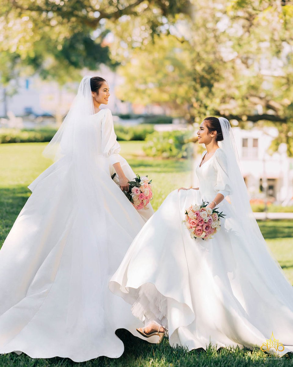 MeeraMeeraWorld's tweet photo. Cô dâu Meera Meera xinh đẹp cùng áo cưới tay bishop

Our beautiful bride stuns in satin bishop sleeve wedding dress 

#váycưới #weddingdress #thờitrang #fashion #đámcưới #wedding #côdâu #MeeraMeeraFashionConcept #bridetobe https://t.co/OrxCaoFGw5