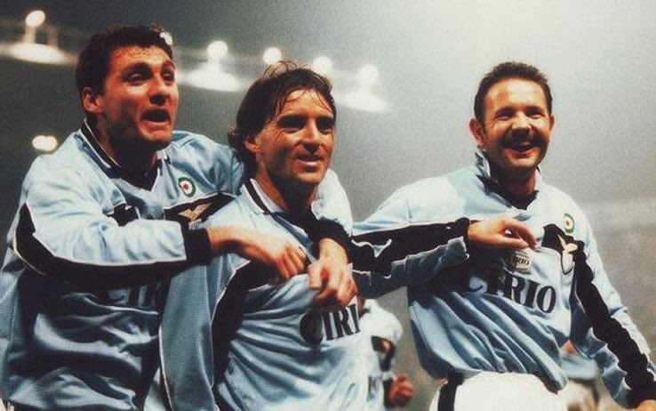 AllRoundLazio's tweet image. 🗣️| “La #Lazio può essere la mina vagante del campionato! Lotta per andare in Champions.
Andrò presto a vederla dal vivo insieme a tifosi stupendi che hanno un senso di appartenenza unico”.

🎙️• Bobo #Vieri, @CorSport