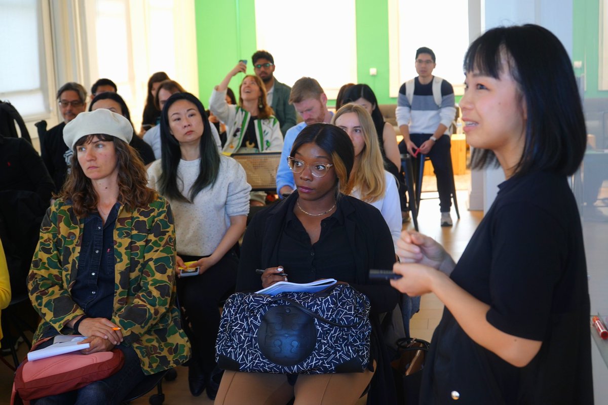SalonSeance's tweet photo. Our workshop at SF @Techweek_ was so special 💙 

It was great to see all the groups share stories and forming deeper connections by tapping into their creativity💡

So many commented on the refreshing take on connection between all the fast-paced networking events — thank you!🙏 https://t.co/6ve7TEP7oI