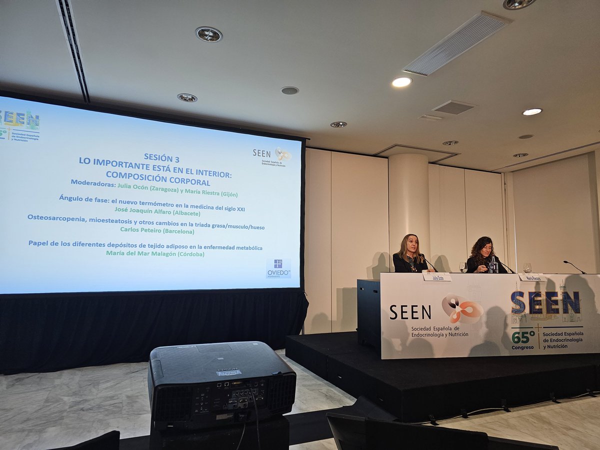 María Ballesteros #yoelijoEndocrino tweet media