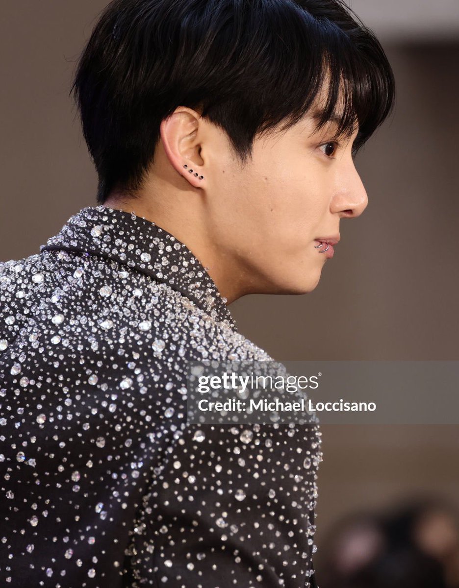 _Jungkook_UK's tweet photo. I vote only #jungkook at the 2024 MAMA Awards #2024MAMAVOTE https://t.co/33CugOwbv9