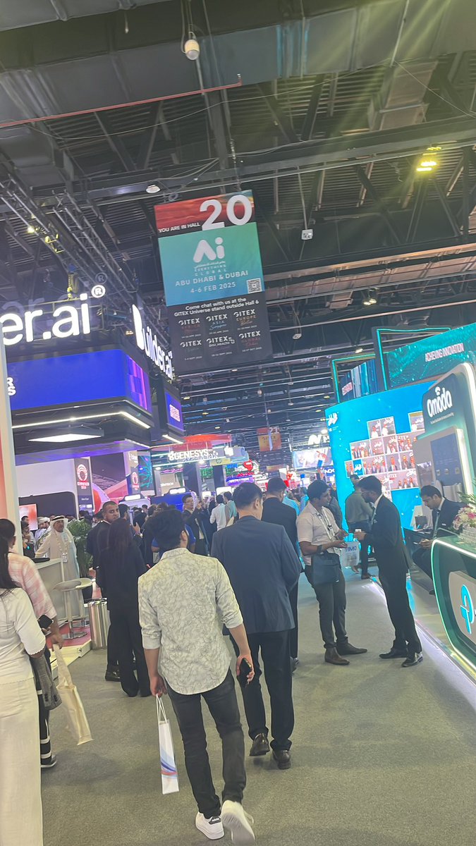 ecca_group's tweet photo. Continuing our great discussion with our partners during @GITEX_GLOBAL https://t.co/gbeOKkQgu3