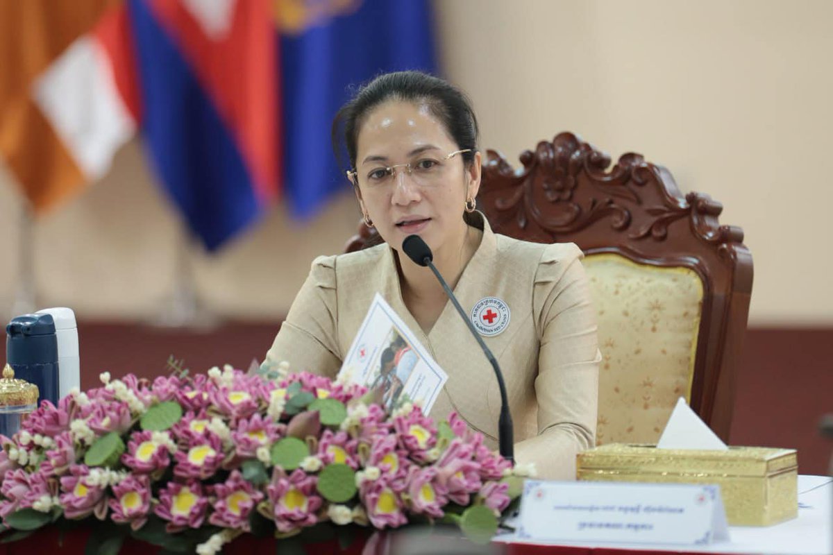 Cambodian_RC's tweet image. The preparation meeting, chaired by the Vice President of CRC to Decorate Red Cross Youth’s Scarf Event on 19 October 2024!
#Together for the #PowerOfHumanity!
facebook.com/photo/?fbid=57…