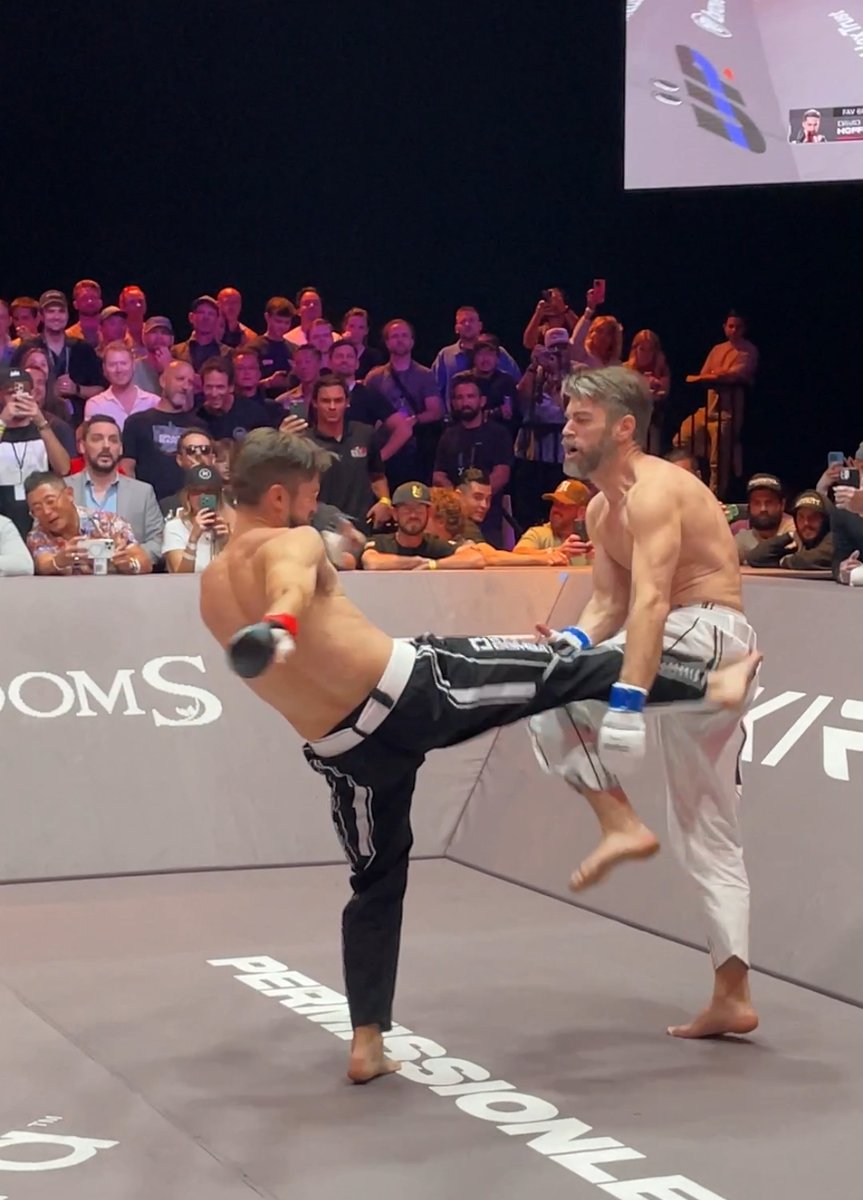 I have been to 15 crypto conferences this year here is my review of Permissionless

Size Doesn't Matter 
As with every event the quality (of the guestlist) is more important than its size. The speaker list is the way to signal of "whos going". Knowing who's who is crucial not