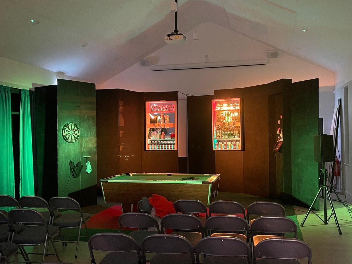 Emmerson & Ward Productions tweet media