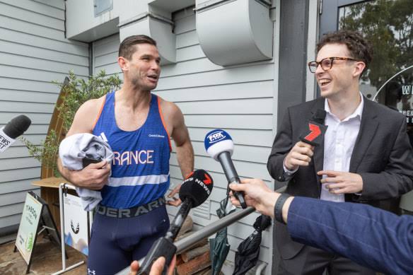 BeastModeCripps's tweet photo. @tommorris32 @9NewsMelb @FootyonNine Tom Hawkins one week later. https://t.co/BFqeybBv2g