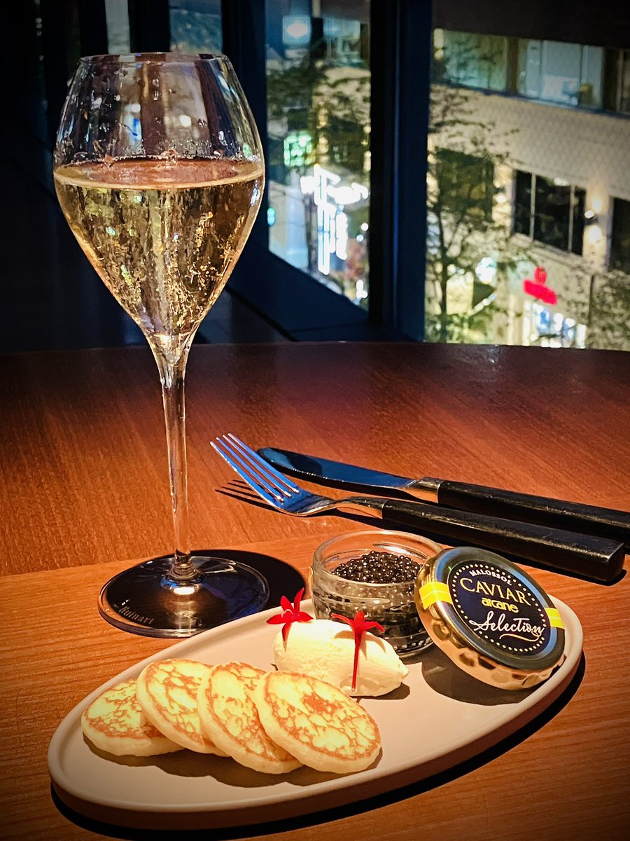 m_hotel32's tweet photo. ハイアットセントリック銀座
NAMIKI667
LINE友だちのゲリライベントに✨
ルイナール+キャビアプラン
お洒落が過ぎますね😎✨🥂
#hyattcentricginza
#hyatt #ハイアット
#hotel #ホテル
#TokyoHotel
#東京ホテル
#tokyo #東京
#銀座 #gnza https://t.co/2aPfLfdUCh