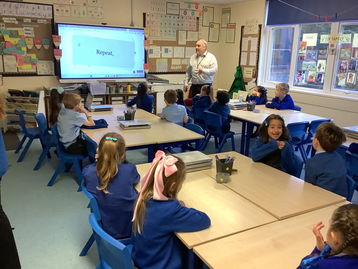 oli_year2's tweet photo. Year 2 have been introduced to coding, giving instruction ‘Rodocodo’ and getting rid of all the bugs 💻⭐️☺️ #olipcomputing @csergeant3 https://t.co/TOgXK1SGFY