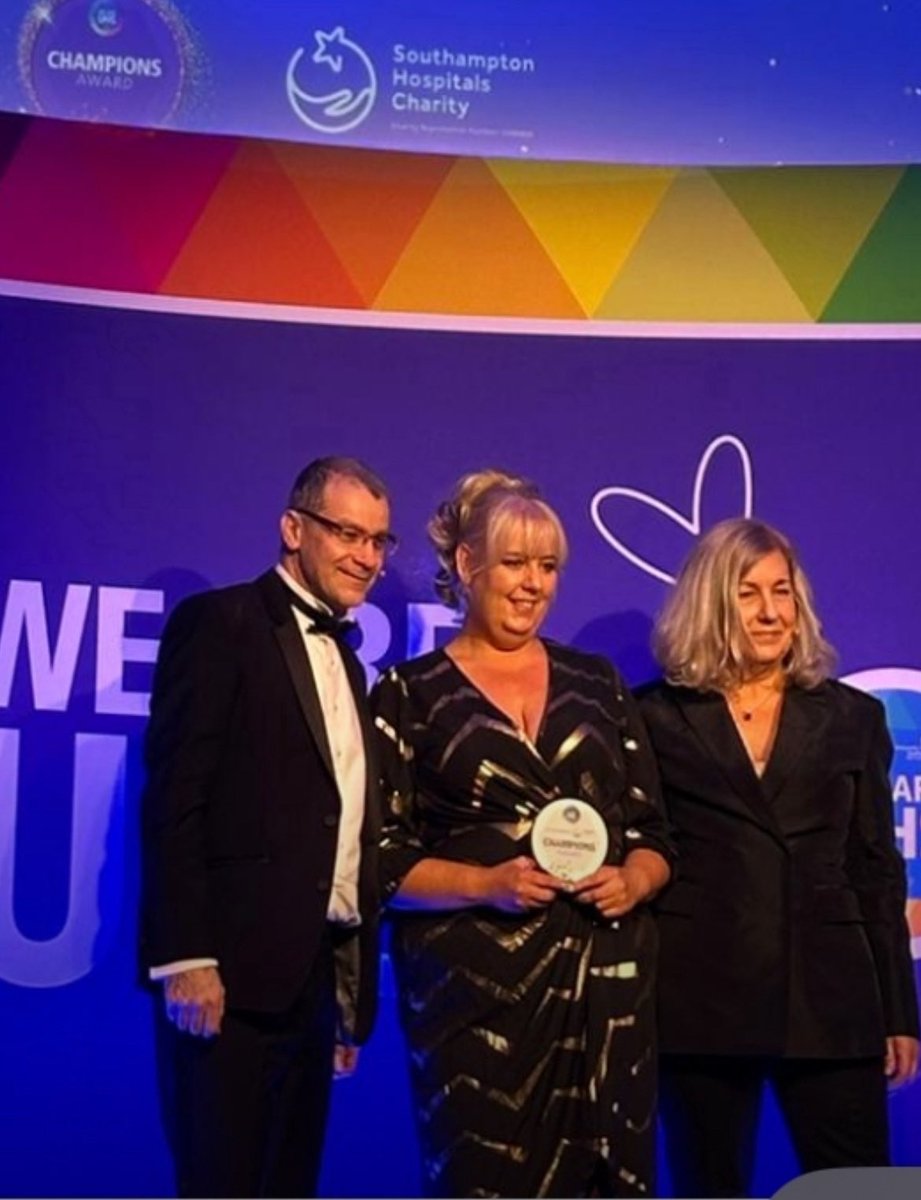 MelSmith9999's tweet photo. What an absolute privilege it was to win the “outstanding service” award I am just blown away at this thank you so much @charity_shc it was a brilliant night with so many wonderful people ☺️ ♥️@georgeki135 @Gillian07095255 @gailbyrneuhs @jennyloumilner @UHSFT @JoeTeape https://t.co/gNVW0N4glu