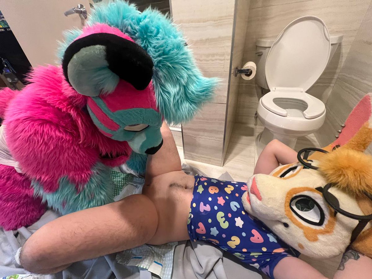 bunny🔜Bottom surgery tweet media