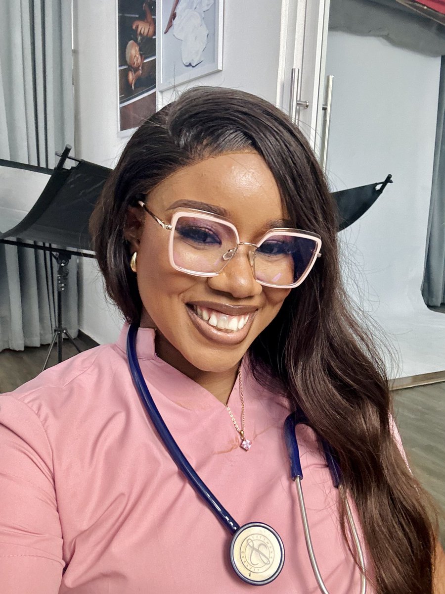 el_kidani's tweet photo. Heeeyyyyy X !!!!!
God did !!
Reintroducing your latest doctor🥺🥹😇  ;DR. DURU ALBRIGHT UGOCHI MB;BS UPH
I only believed, and he didddd 🥹
It feels surreal. 
Finally, joining the workforce  that  seeks to serve humanity to its fullest and keeps health in check !!.. https://t.co/8py0TwMAHC