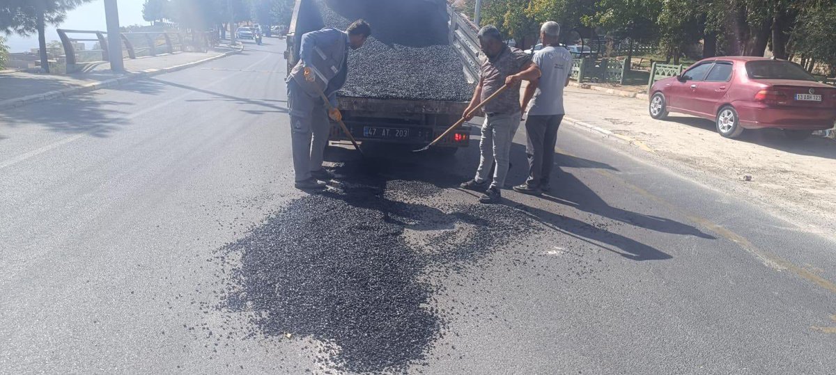 📍Yeniyol Caddesi

🚧 Fen İşleri Müdürlüğüne bağlı ekiplerimiz tarafından, caddede yol onarım çalışmaları yapıldı.

#ArtukluBelediyesi
#Mardin #Artuklu