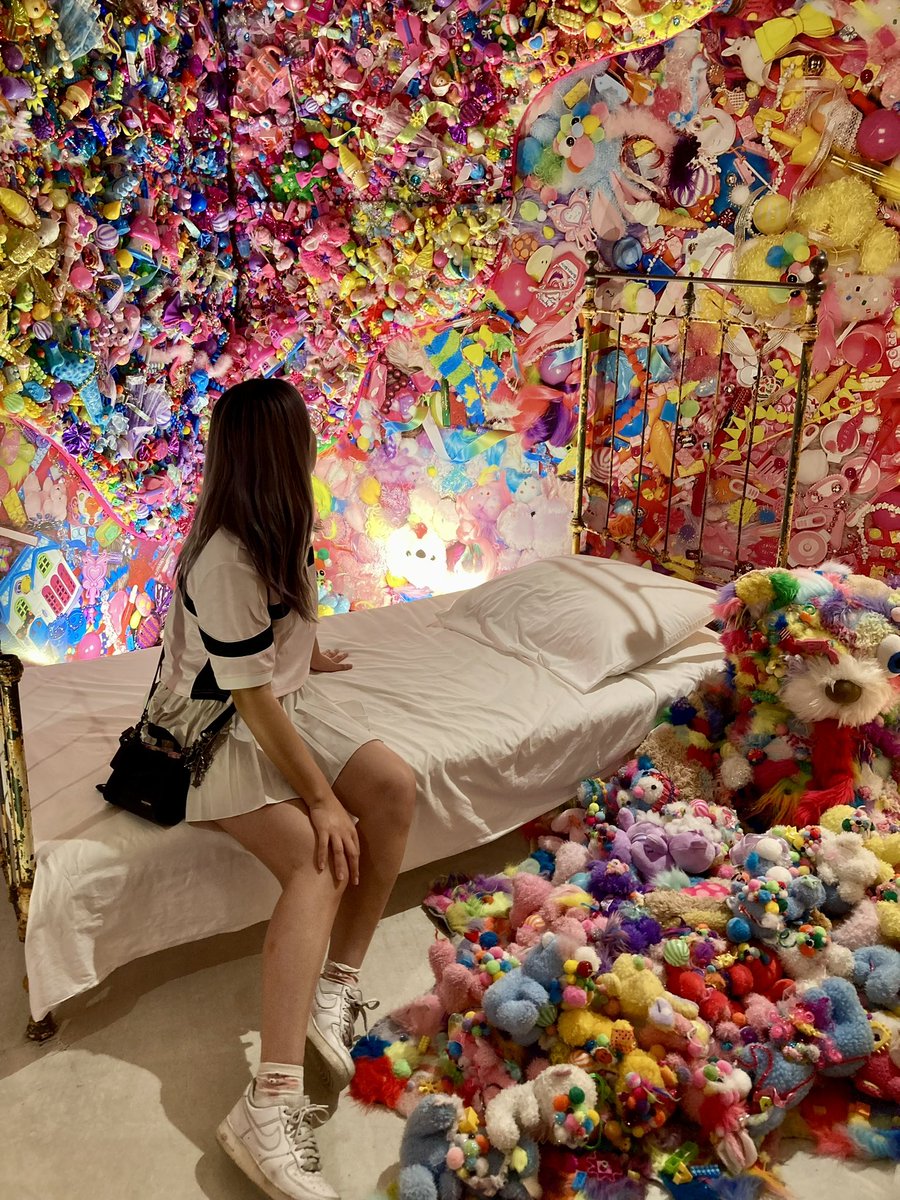 mirandaswlee's tweet image. “insert quote here” by Virgil about doing it for your 17-year old self