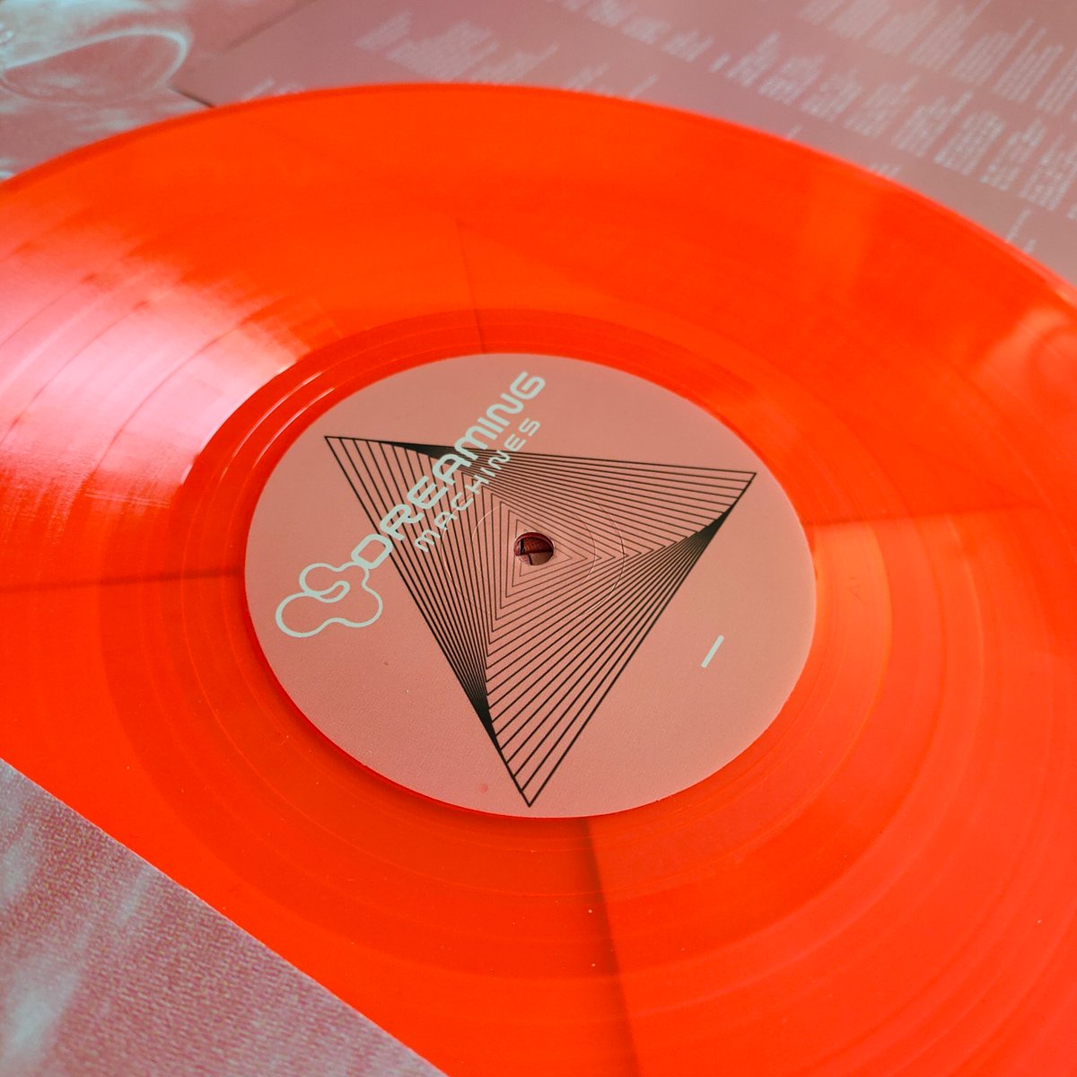PURELIFETAPES's tweet photo. Dreaming Machines Vinyl, now shipping from UK/US locations

https://t.co/YpwGybRr73 https://t.co/9GUJfdHyhk