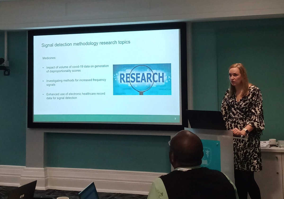 DSRUDrugSafety's tweet image. Sarah Vaughan @MHRAgovuk covers novel ways to approach signal detection to address current challenges and keep pace with change for both drugs and devices, during her keynote talk at our Signal Detection conference. #SignalDetection #pharmacovigilance