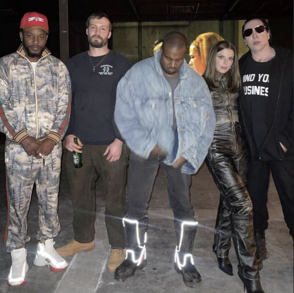 big_business_'s tweet photo. Camron talks about the time he chilled with Kanye and Marilyn Manson during the DONDA era 

and said Kanye knows how to act a certain way with people 😂😂😂 https://t.co/GmbnoiKd6a