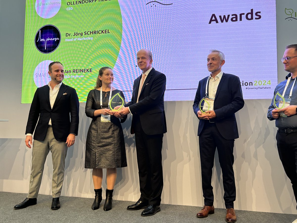 Department of Agroecology (@dptagro) on Twitter photo 🎉 AU startup Healthycrop wins the #InnovAction Award at #Euroseeds2024📷 Their innovative plant protection technology promotes natural fungal resistance and paves the way for sustainable agriculture📷agro.au.dk/en/current-new…… #Sustainability #Innovation #AUStartups
<a href="/AarhusUni/">Aarhus Universitet</a> 🎉 AU startup Healthycrop wins the #InnovAction Award at #Euroseeds2024📷 Their innovative plant protection technology promotes natural fungal resistance and paves the way for sustainable agriculture📷agro.au.dk/en/current-new…… #Sustainability #Innovation #AUStartups
<a href="/AarhusUni/">Aarhus Universitet</a>
