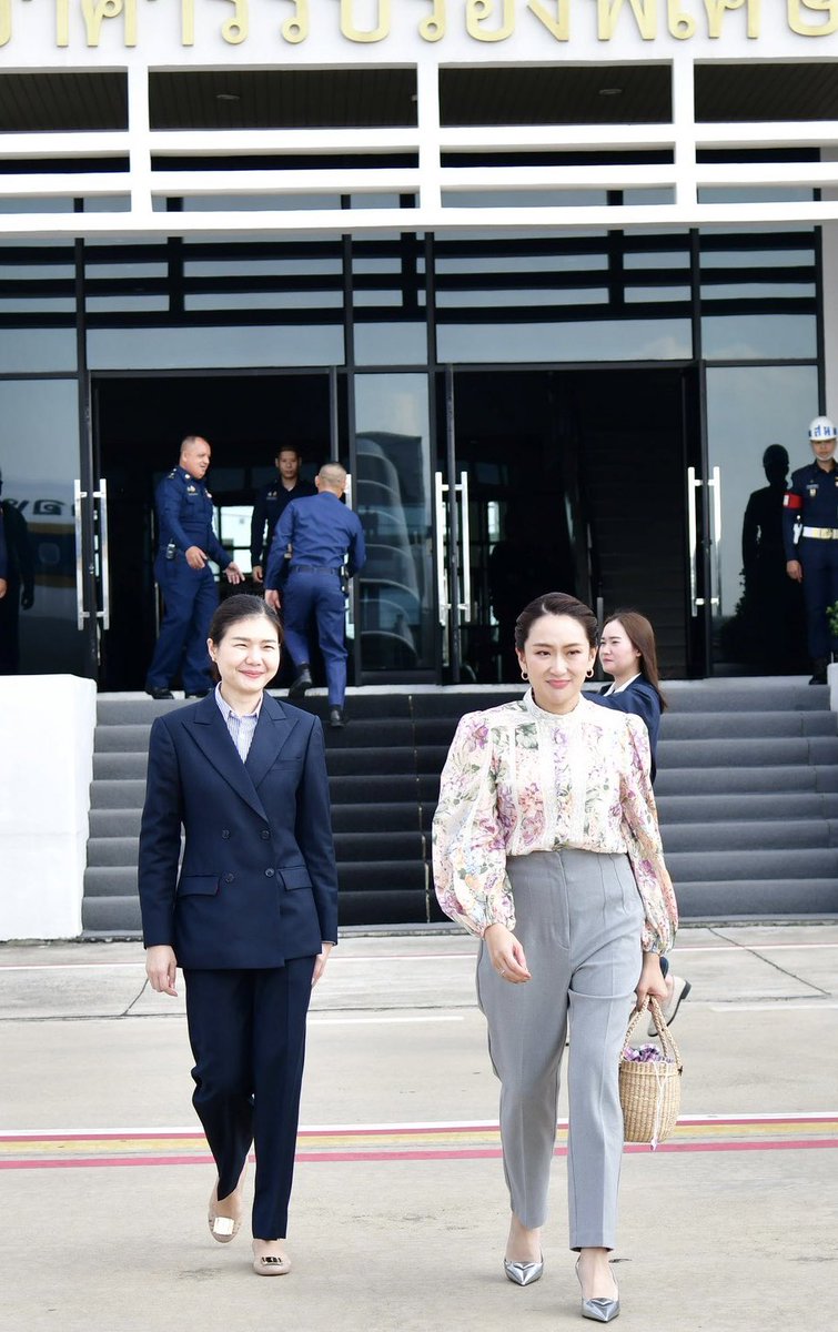 ployiseau's tweet photo. กาเพื่อไทย2ใบ พอใจมากค่ะ❤️ https://t.co/1WTFwZ0ij2