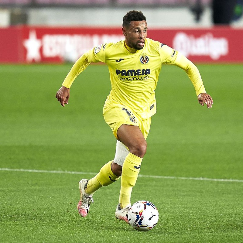 LUFCMOTcom's tweet photo. 🚨 Francis Coquelin is training with the rest of the squad at Thorp Arch. The 33 year old is open to the move. [@SunSport] #LUFC https://t.co/LUi8BeY29n