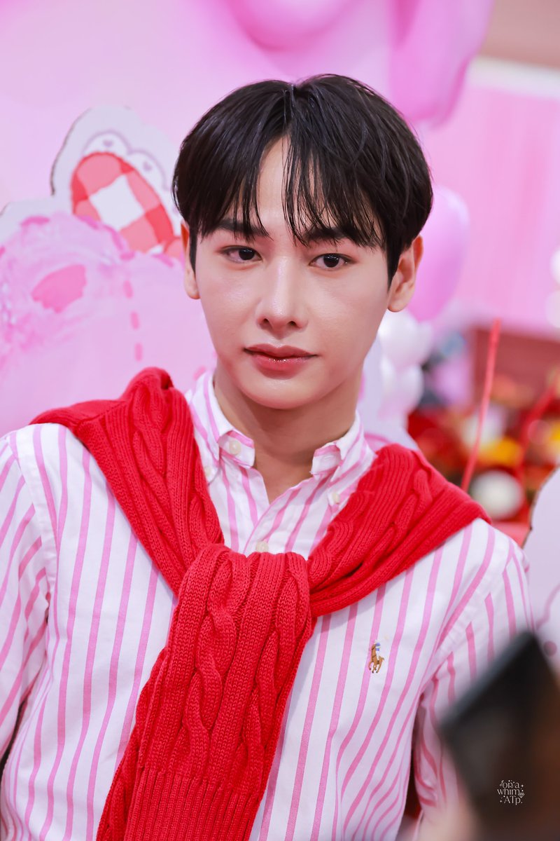 20241016

😶😶‍🌫️

#กันอรรถพันธ์ 
#GunAtthaphan 
#CentralSanriofair2024xGun