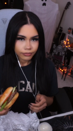 Kaleah🕷️ tweet media