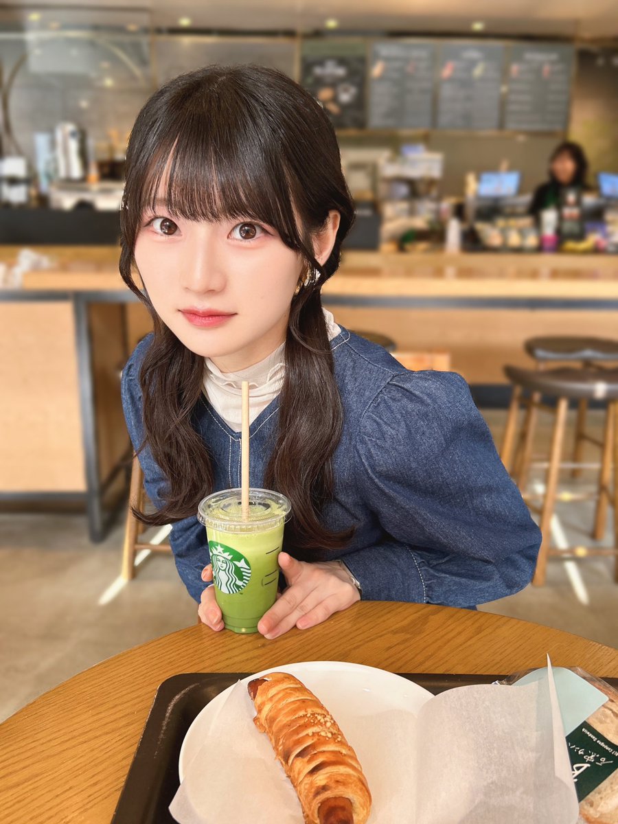aoki__hina's tweet photo. Thanks for over 80000 followers ☕️🤎

いつも応援してくださり本当にありがとうございます！これからもよろしくお願いします🕊🫧 https://t.co/AYdLervt7a