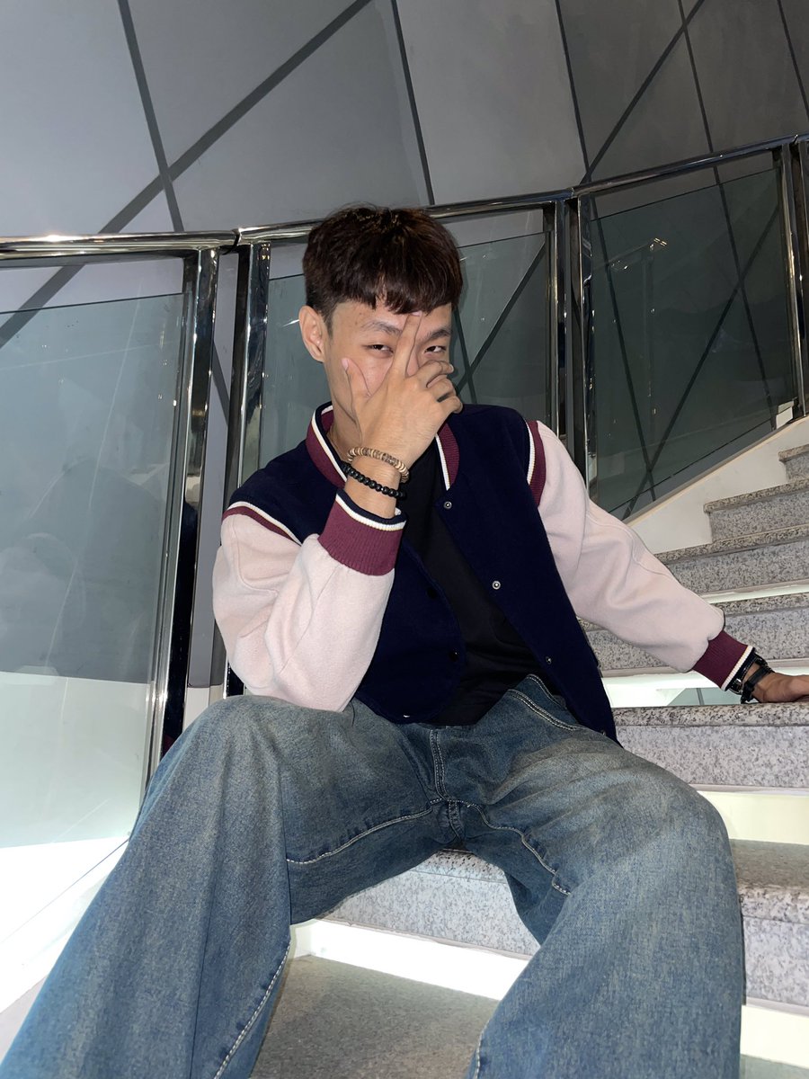Lemuel__Chan's tweet photo. hello 👋🏻 https://t.co/IVJxlYmg7P