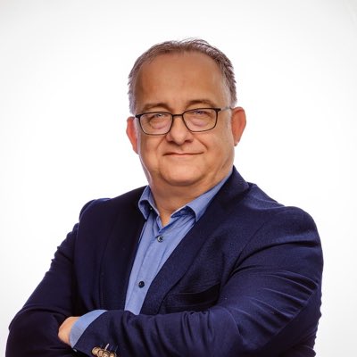 JohnAMak's tweet photo. #nieuweprofielfoto https://t.co/rdddXY6oq6