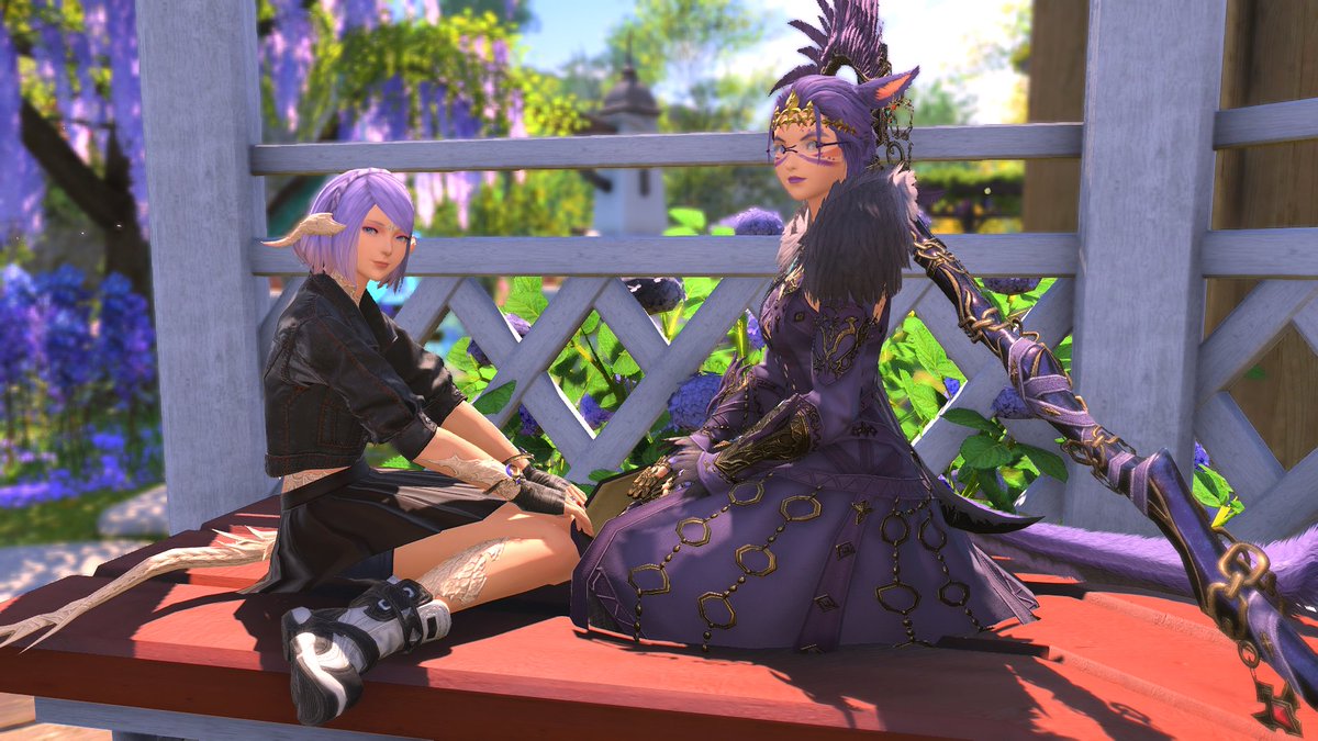 Just two purple pals hangin' out. 

(w/<a href="/ver_caster/">B’runi Masna - Casting in Dawntrail</a>)