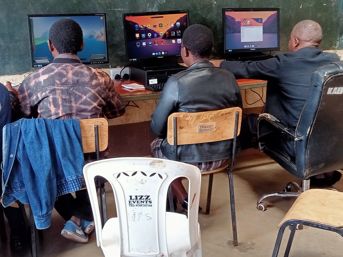 Proud to lead in digital empowerment! Through our partnership with Giants Group of Nairobi Twiga, we've donated 40 desktops to 8 primary schools in Kiambu and Kajiado Counties, building on our September donation of 20 desktops to 4 schools.
#DigitalEmpowerment #EducationForAll