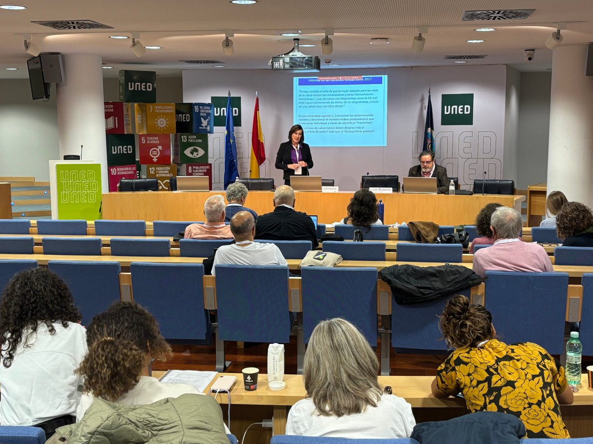 📍We are already at the I ASEPCO-AETEN Intl #Congress!

🎙️ Learning in depth about the <a href="/PTMFramework/">The Power Threat Meaning Framework</a> from Lucy Johnstone, to treat the people we work with with dignity (sometimes we forget how valuable their #narratives are!)

Looking forward to practicing it!  

#PTMFramework
