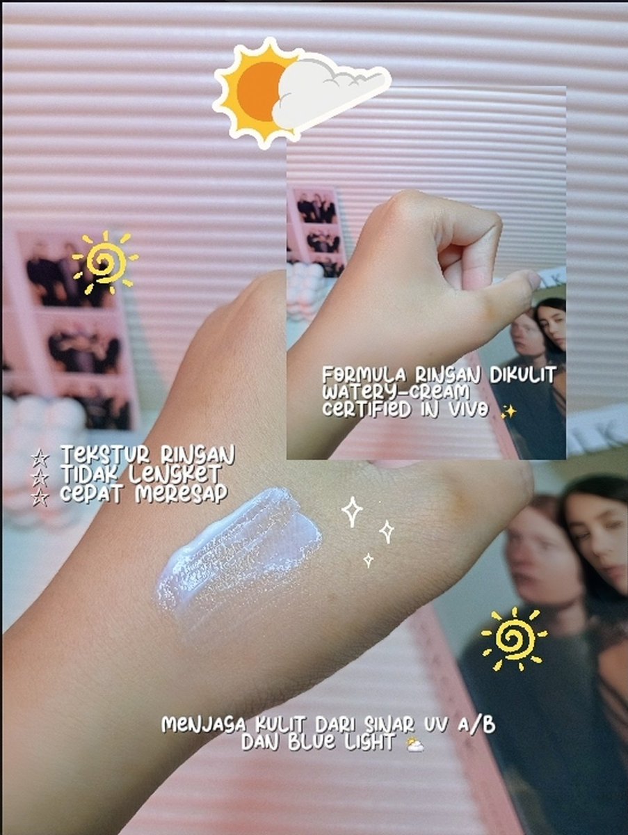 sylvinaptri_'s tweet photo. Sunscreen rasa skincare by @nufaceid Cover Me sun Shideld SPF 50 PA++++ dengan Infused with 5 Natural Extracts๐ฟ:
1. Pomegranate Fruit & Greentea Leaf Extract
2. Honey Extract
3. Aloe Vera & Chamomile Extract
#vicisociety #vicietyreview #sunscreen #nuface #skincare
#SPF50 https://t.co/ke4DJgUKEU
