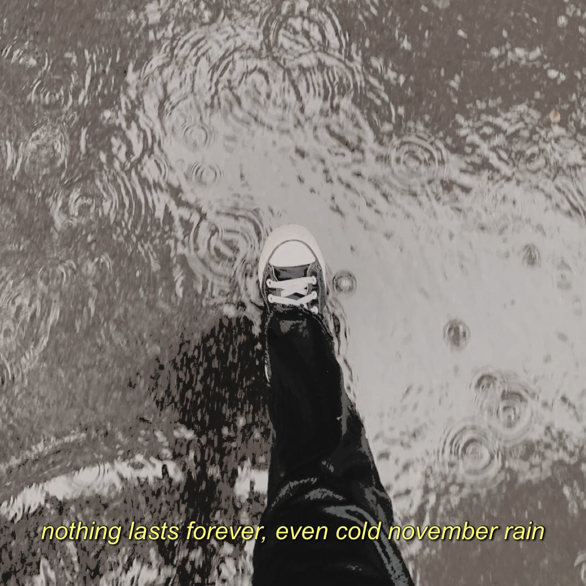 semperiidemm's tweet photo. ᅠ
ᅠ
ᅠ
ᅠ
ᅠ
ᅠ
ᅠ
𝑵othin' lasts forever
and 𝐰𝐞 both know 
hearts can 𝙘𝒉𝙖𝒏𝙜𝒆
and it's hard 𝐭𝐨 𝐡𝐨𝐥𝐝 a candle
in the cold 𝑵𝒐𝒗𝒆𝒎𝒃𝒆𝒓 𝐫𝐚𝐢𝐧.
ᅠ
ᅠ https://t.co/S8EgfVxUF1