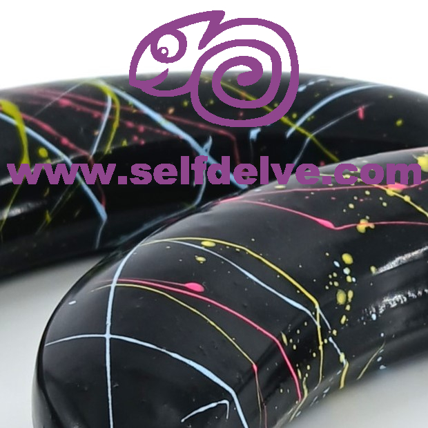 _SelfDelve_'s tweet photo. BÄMM! Diese beiden knallbunten, krass-schönen Bananen haben uns total Spaß gemacht und DU kannst sie dir kaufen.
https://t.co/aL4lAAKbcK

BOOM! We had a lot of fun making these two brightly colored, incredibly beautiful #bananas and YOU can buy them.

#modernart #woweffekt https://t.co/xt3ODiEYHx