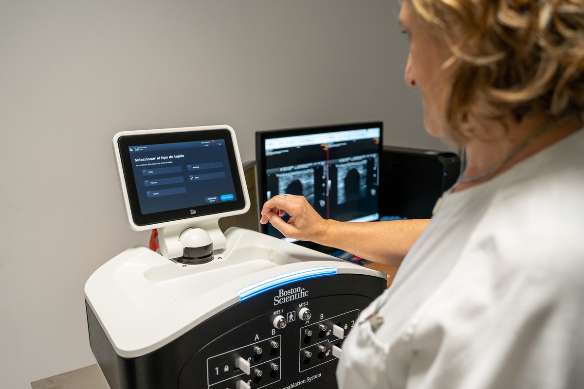 🔝El 🏥 elimina tumores de mama con una técnica de frío extremo.
Enhorabuena al equipo de Radiología Mamaria ha tratado con crioablación a una treintena de pacientes con cáncer de mama, una patología que el sábado, 19 de octubre, conmemora su Día Mundial.