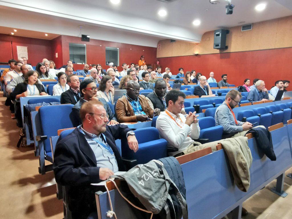 aeroespacialUPM's tweet photo. @insarouen Más de 80 investigadores en combustión se dan cita en #SEIC24. Durante dos días comparten ideas y experiencia en la investigación y aplicación de los procesos de combustión a través de más de 30 ponencias y una veintena de pósteres. 
 #somosUPM #ETSIAE @LabCMF https://t.co/yXITwGKycL