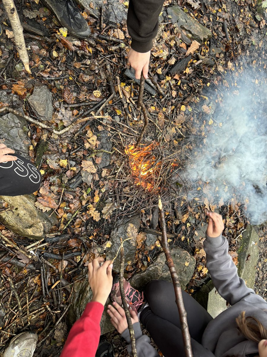 AHS Year 7 tweet media