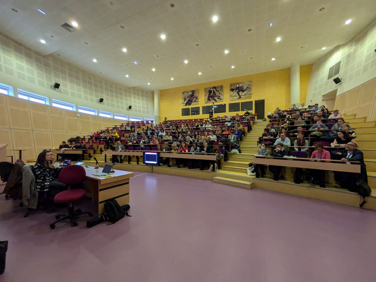 Salle comble pour le démarrage de la deuxième journée de Rencontres nationales des villes éducatrices avec un temps petite enfance au <a href="/CREPSduCentre/">CREPS CentreValLoire</a> <a href="/VilleDeBourges/">Ville de Bourges - Officiel</a>