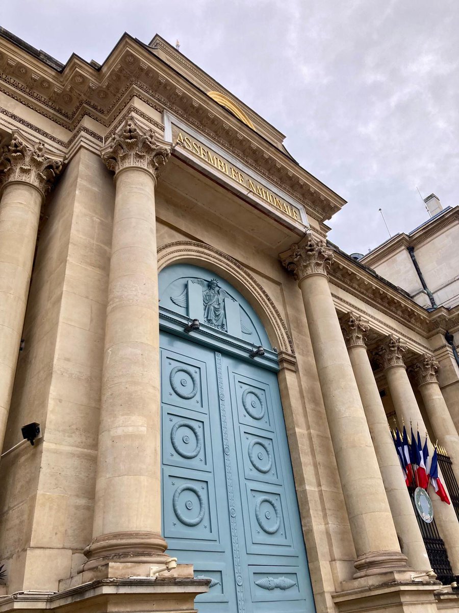 CN2R_France's tweet photo. 🗣️Aujourd'hui à l'@AssembleeNat pour la conférence organisée par la @DIAVictimes sur l'image des victimes : comment concilier la dignité des victimes et de leurs proches (vie privée, photos... ) et la liberté d'expression/de la presse ? Merci pour les interventions éclairantes ! https://t.co/zumxSAEd8H