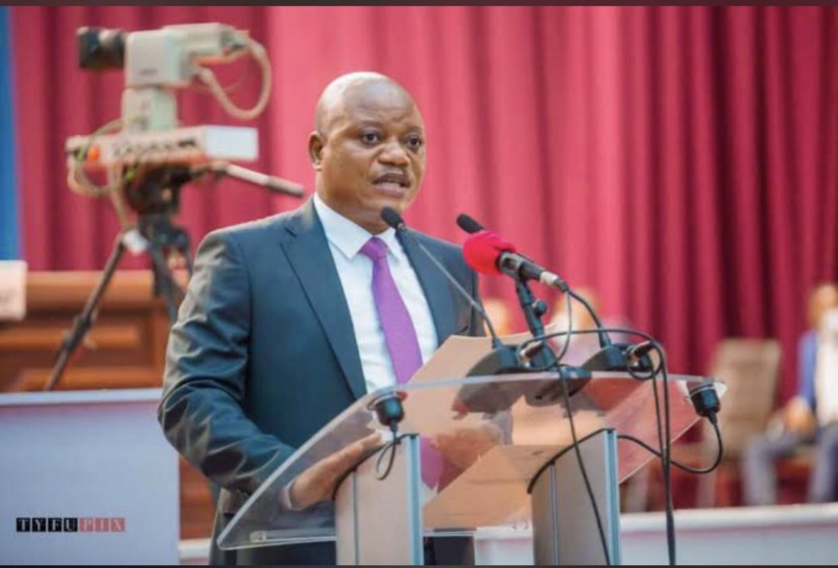 GhislainMwanji's tweet photo. Le débat sur "la reddition des comptes 2023 et la loi rectificative du budget 2024" à l'Assemblée nationale étale, malgré une circonlocution complice des députés, la dérive budgétaire qui s'est instaurée comme mode de gouvernance financière du régime Tshisekedi. Quelle gabegie! https://t.co/qTJhafhhdC
